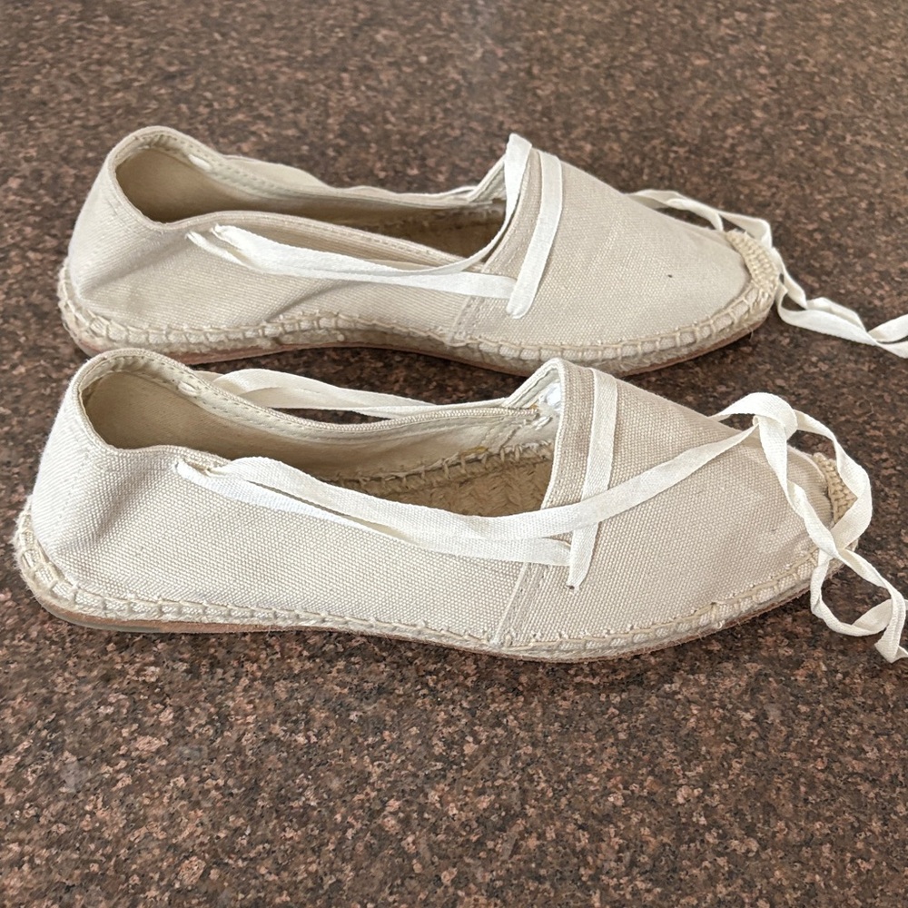 DOEN Salvadore Ladies Cream Milky Way Canvas Espadrille Lace-Up Flats